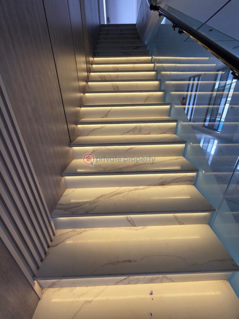 5 bedroom Detached Duplex For Sale Off Admiralty Way Lekki Phase 1 Lagos - 14