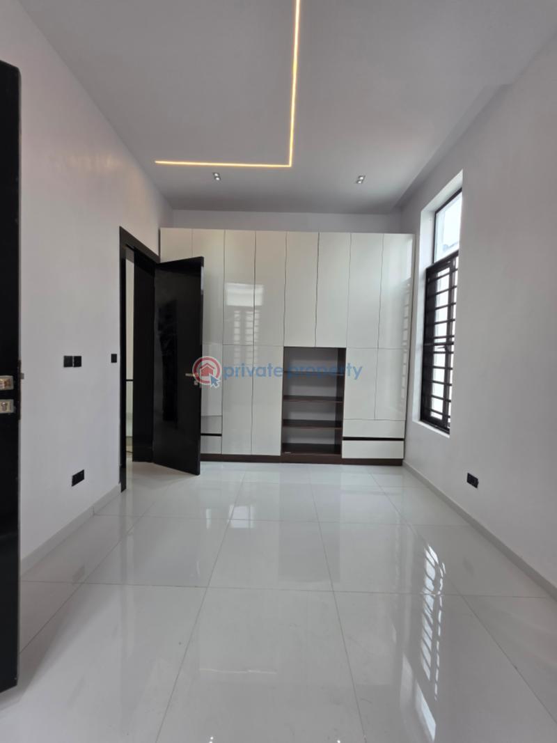 5 bedroom Detached Duplex For Sale Hrc Estate Harris Drive Victoria Garden City Lekki Lagos - 11
