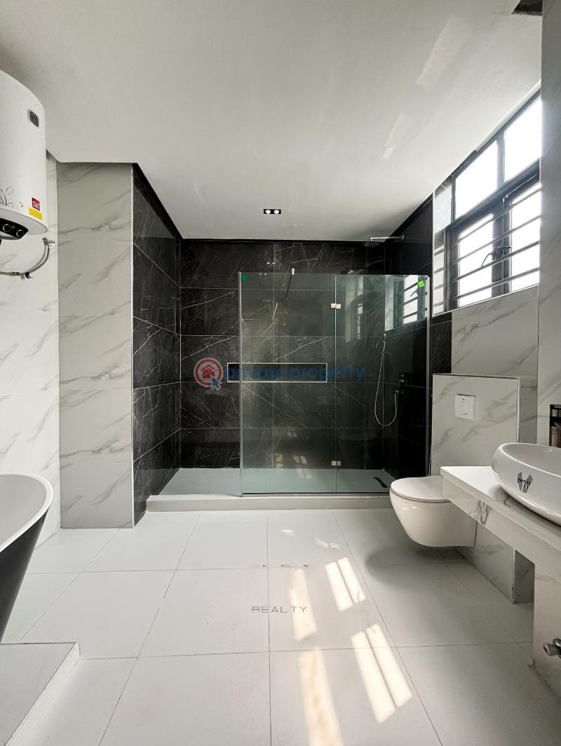 5 bedroom Detached Duplex For Sale Chevron Drive Lekki Lagos - 10