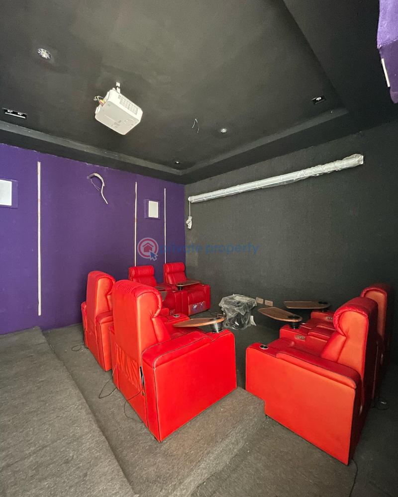 5 bedroom Detached Duplex For Sale Palm Residence Osapa London Lekki Lagos - 10