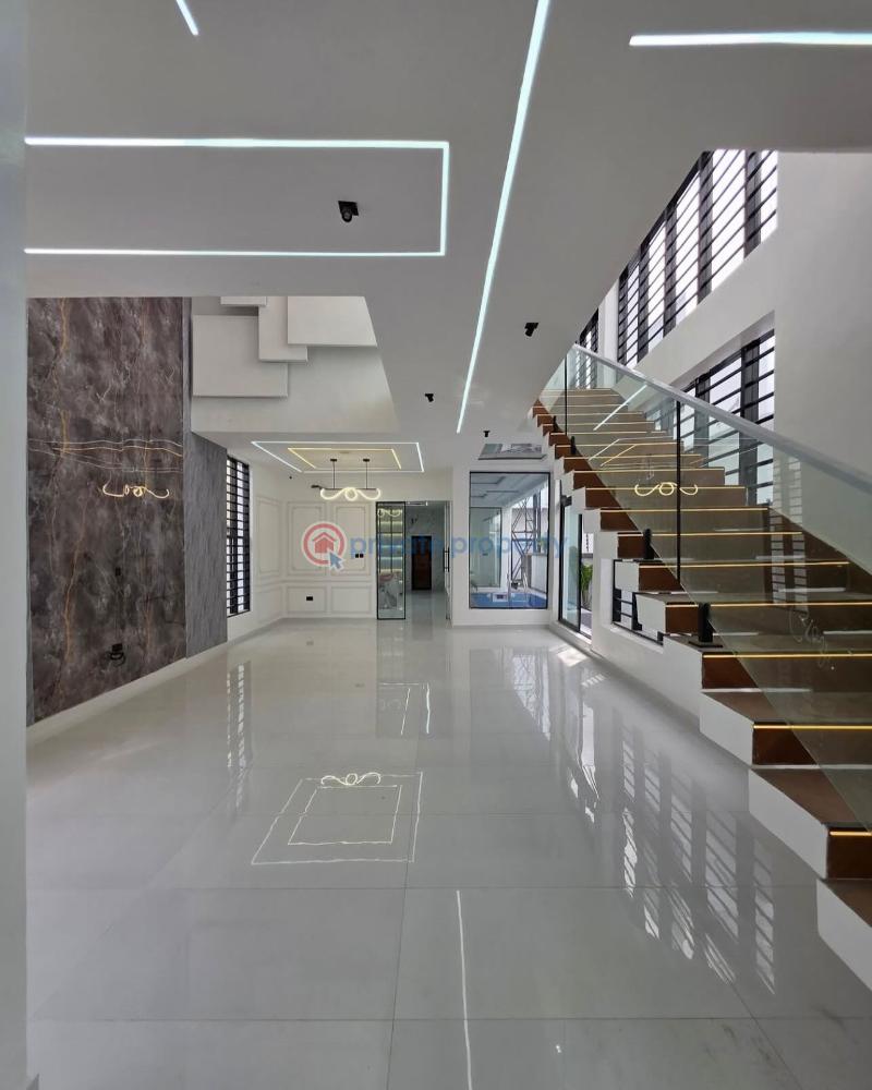 5 bedroom Detached Duplex For Sale 2nd Toll Gate Chevron Drive Lekki Lagos - 1