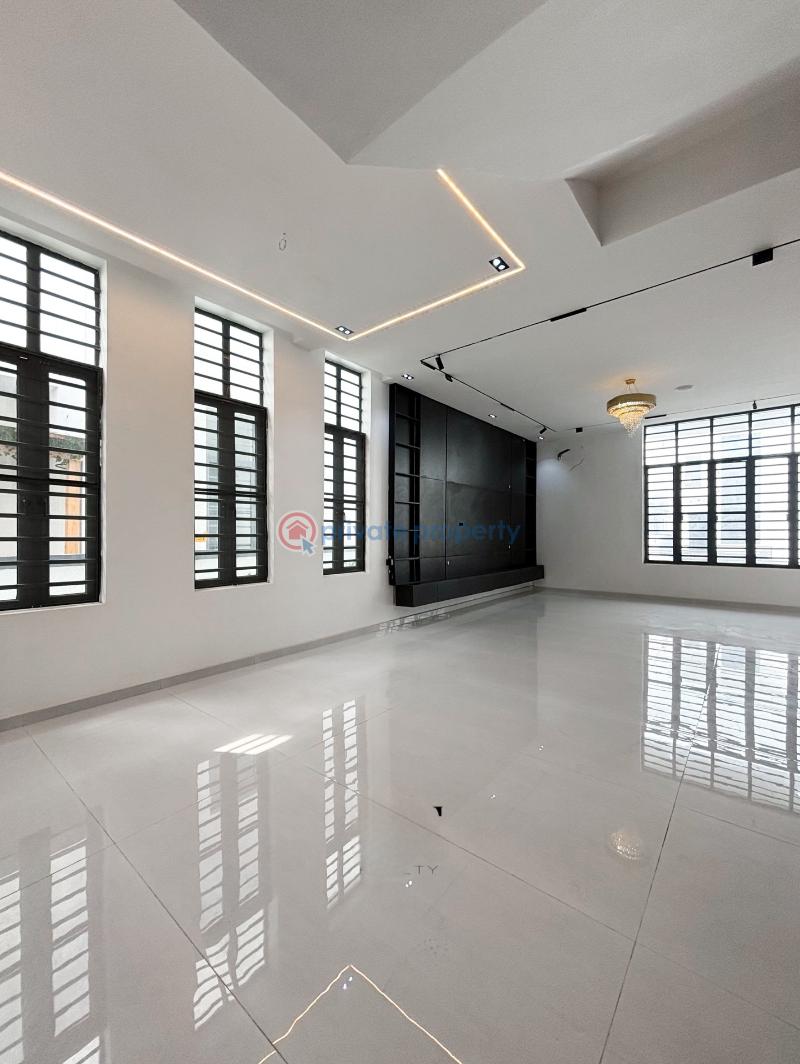5 bedroom Detached Duplex For Sale Chevron Drive Lekki Lagos - 5