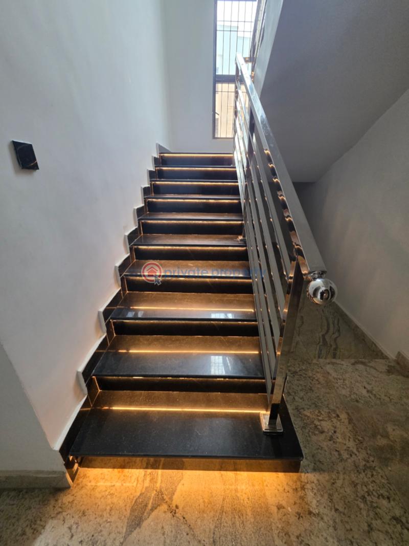 5 bedroom Detached Duplex For Sale Guzape Abuja Phase 1  - 11
