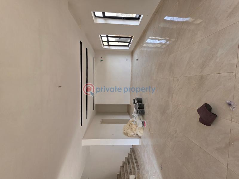 5 bedroom Detached Duplex For Sale Diplomatic Zone Katampe Ext. Abuja Phase 2  - 2