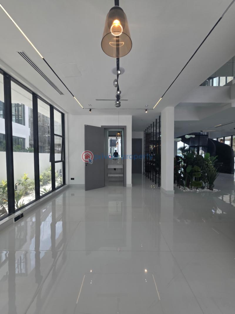 5 bedroom Detached Duplex For Sale Hampton Island Osapa London Lekki Lagos - 3