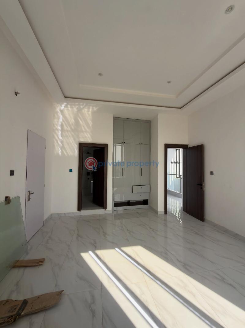 5 bedroom Detached Duplex For Sale Apo Resettlement Apo Abuja Phase 2  - 2