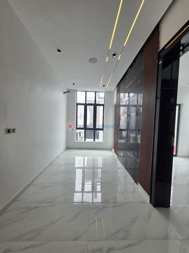 Tastefully finished 5 bedroom detached duplex with swimming pool - 5 5 bedroom Detached Duplex For Sale Discovery Estate Chevron Drive Lekki Lagos - 5