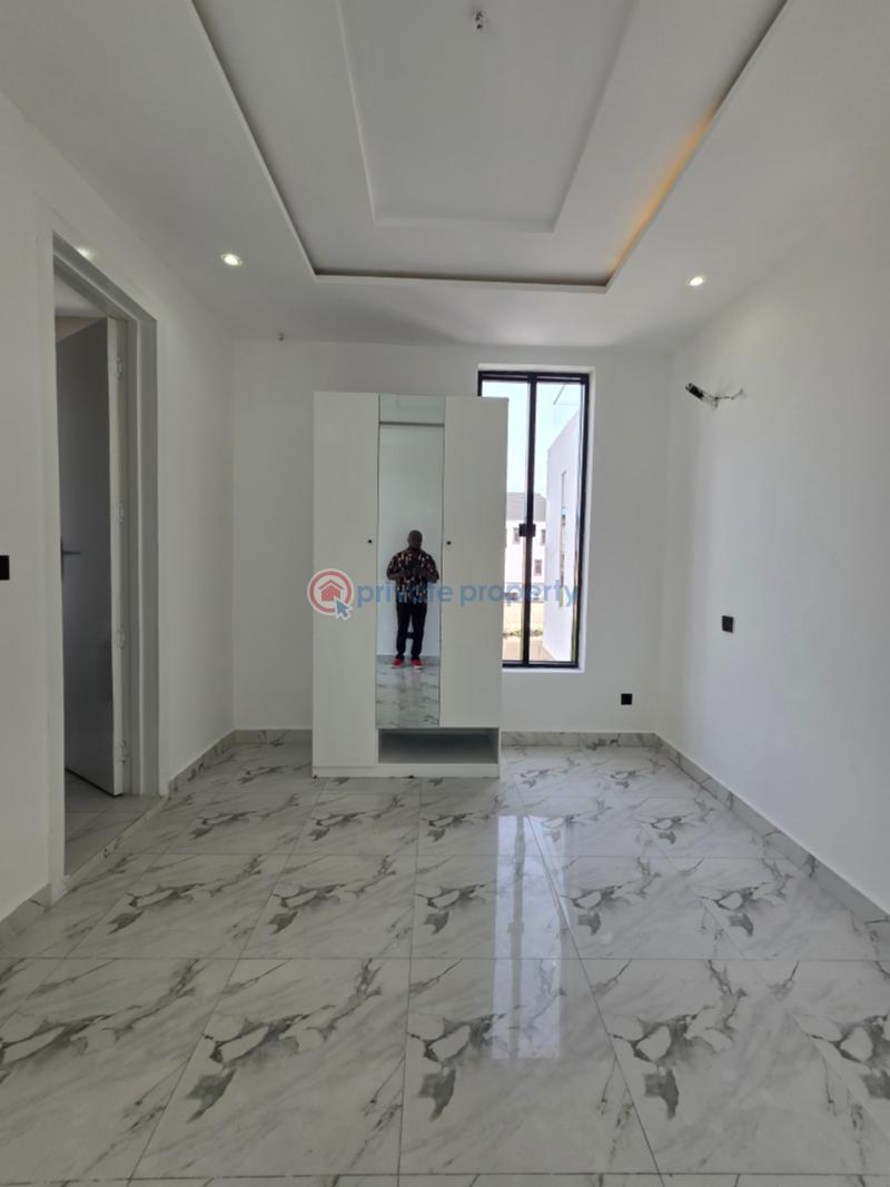 5 bedroom Detached Duplex For Sale Chevron Drive Lekki Lagos - 9