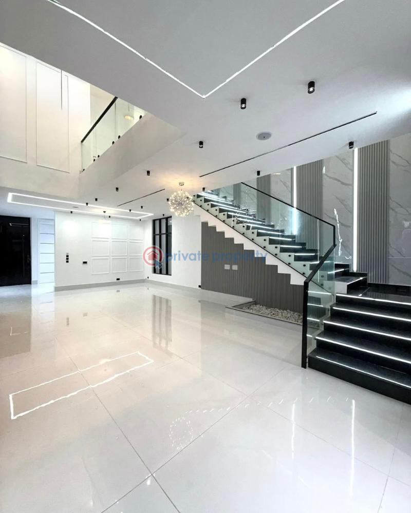 5 bedroom Detached Duplex For Sale Chevron Drive Lekki Lagos - 1