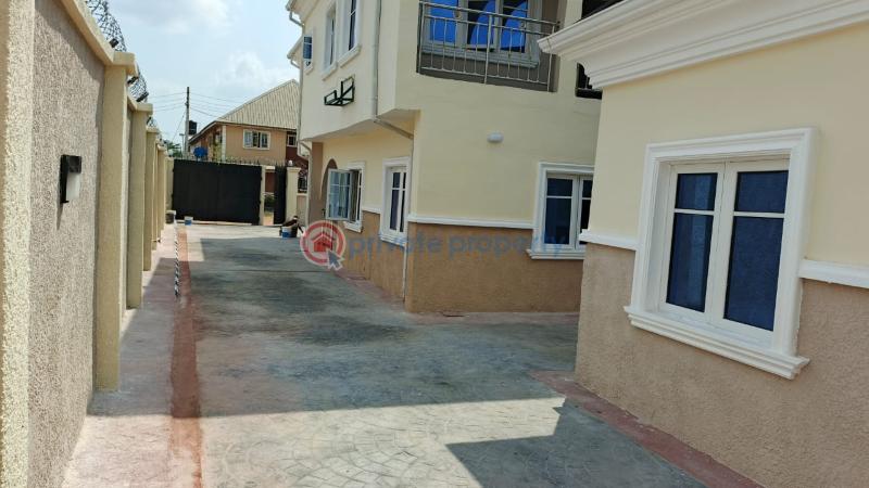 5 bedroom Detached Duplex For Sale Oke Badan Estate ,akala , Akobo. Akobo Ibadan Oyo - 5