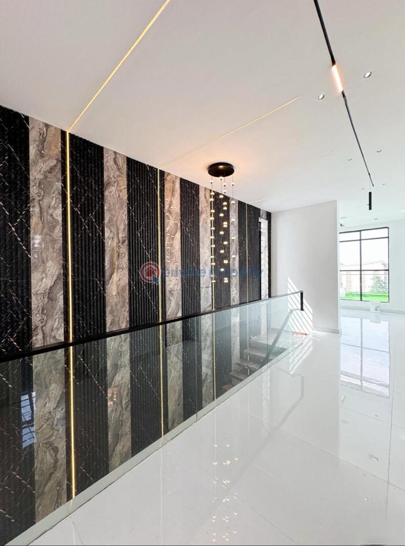 5 bedroom Terraced Duplex For Sale Ikate Lekki Ilasan Lekki Lagos - 6