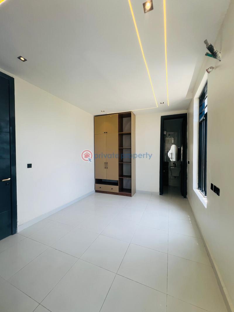 5 bedroom Detached Duplex For Sale Second Tollgate Chevron Along Lekki Expressway Lagos - 19