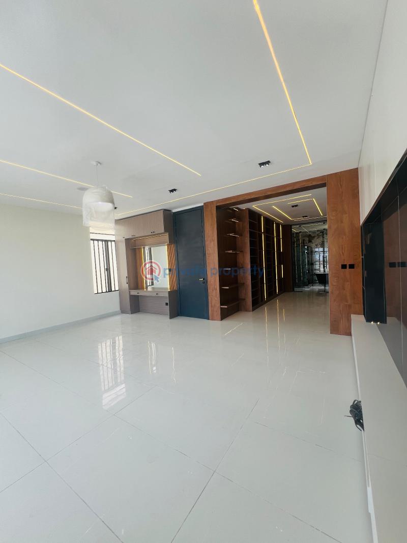 5 bedroom Detached Duplex For Sale Second Tollgate Chevron Along Lekki Expressway Lagos - 10