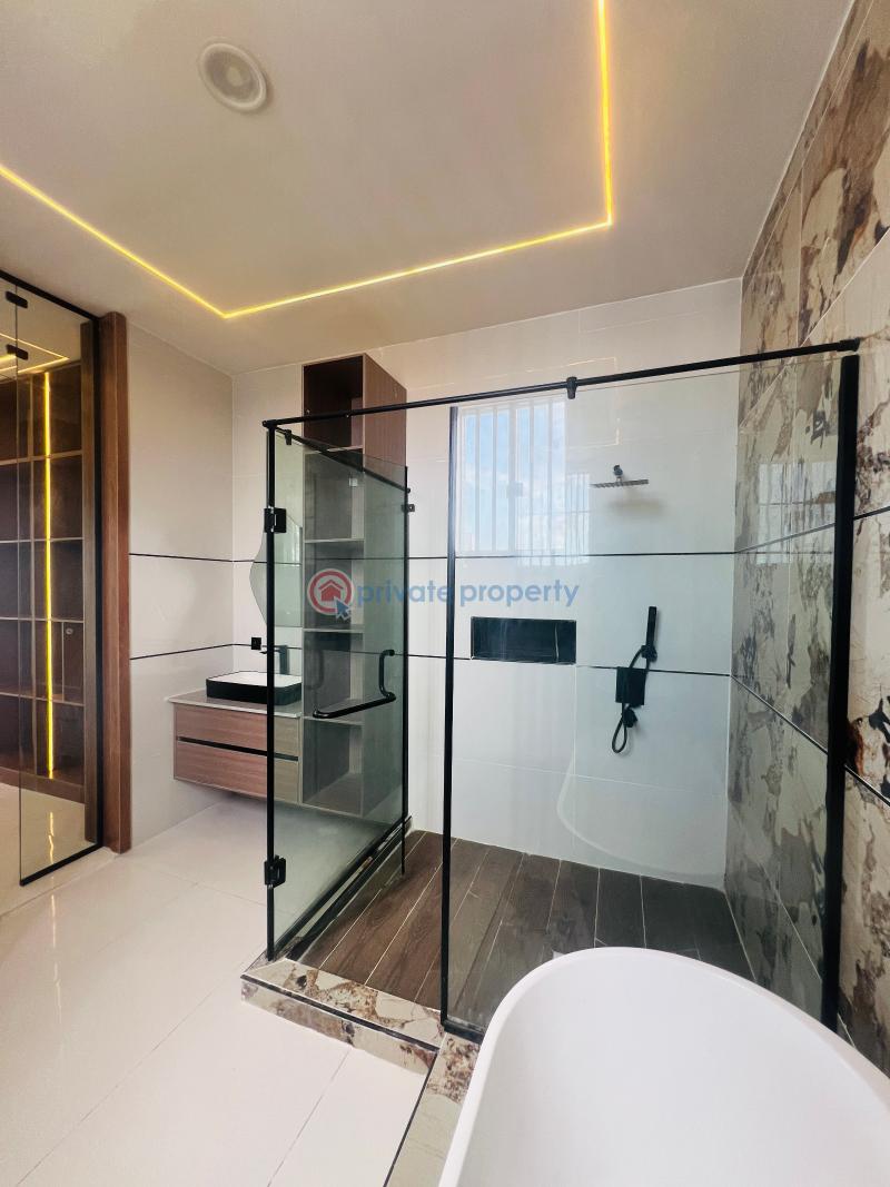 5 bedroom Detached Duplex For Sale Second Tollgate Chevron Along Lekki Expressway Lagos - 13