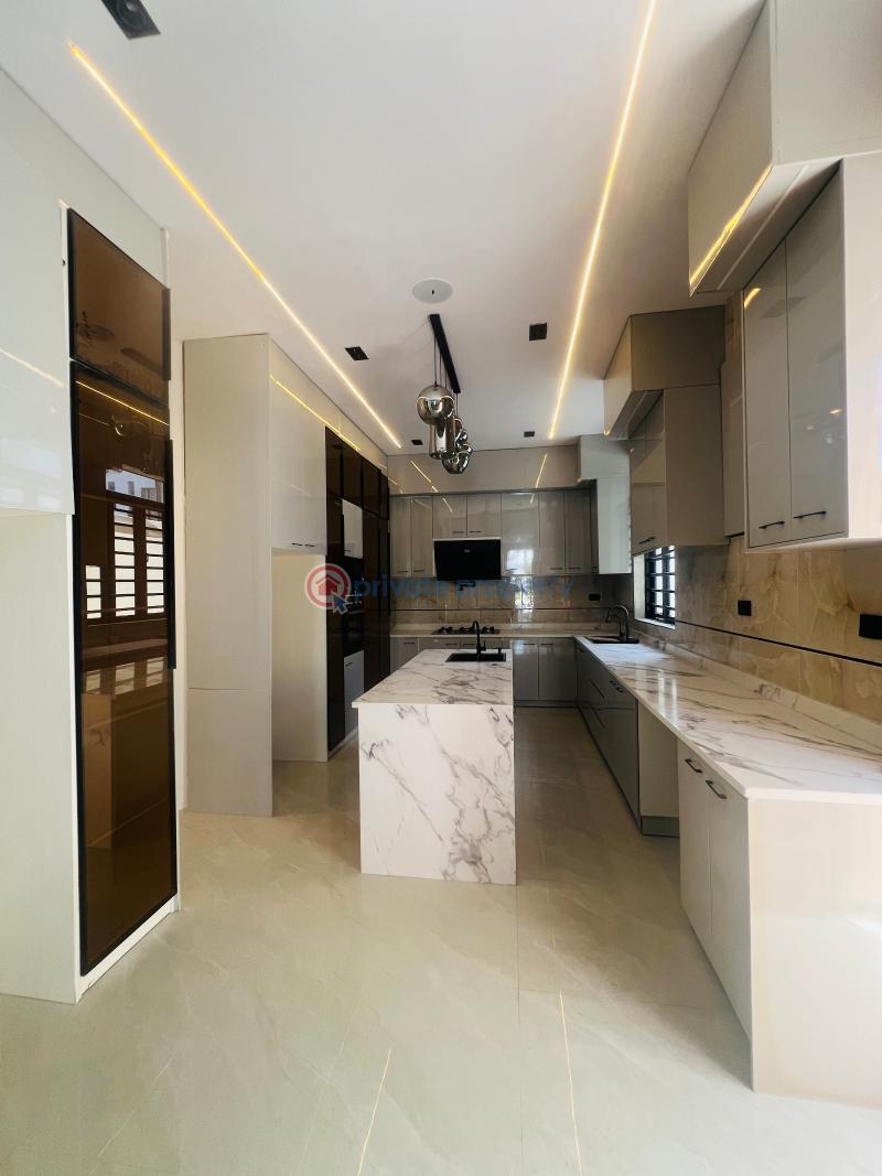 5 bedroom Detached Duplex For Sale Oral Estate Along Lekki Expressway Lagos - 4