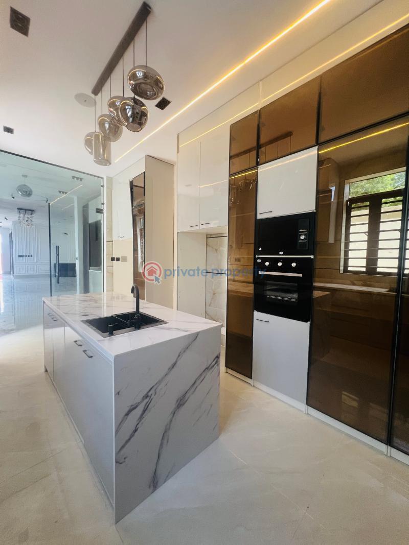 5 bedroom Detached Duplex For Sale Oral Estate Along Lekki Expressway Lagos - 5