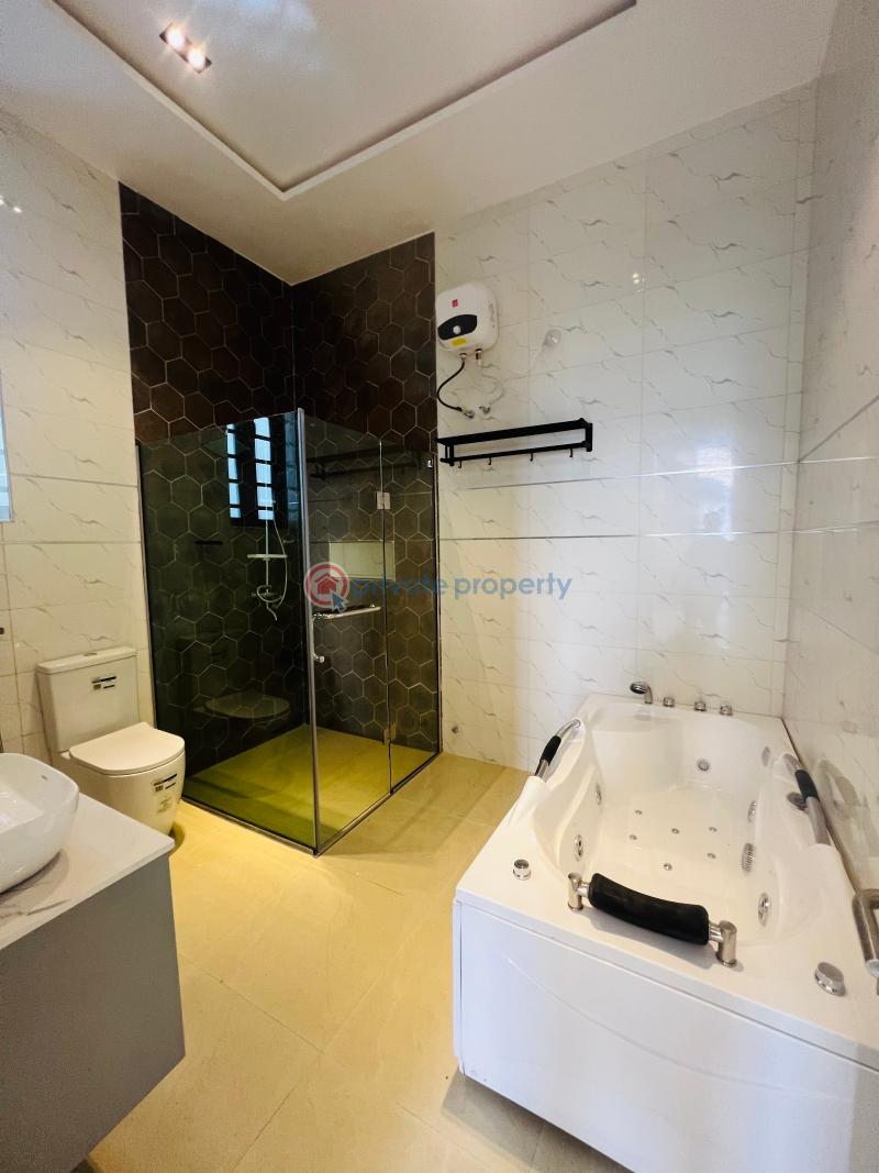 5 bedroom Detached Duplex For Sale Osapa London Lekki Lagos - 13
