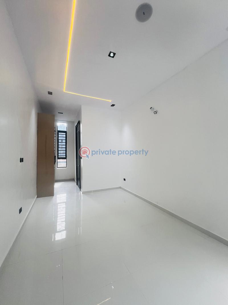 5 bedroom Detached Duplex For Sale Oral Estate Along Lekki Expressway Lagos - 18