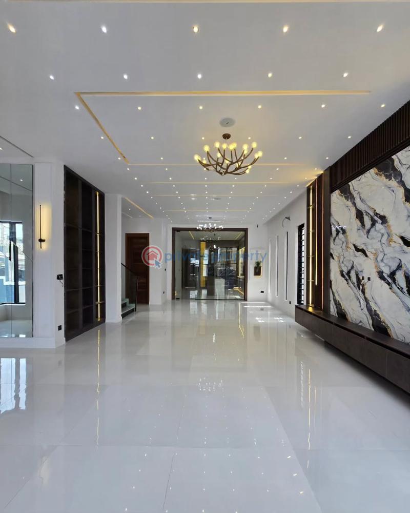 5 bedroom Detached Duplex For Sale Ikota Lekki Lagos - 3