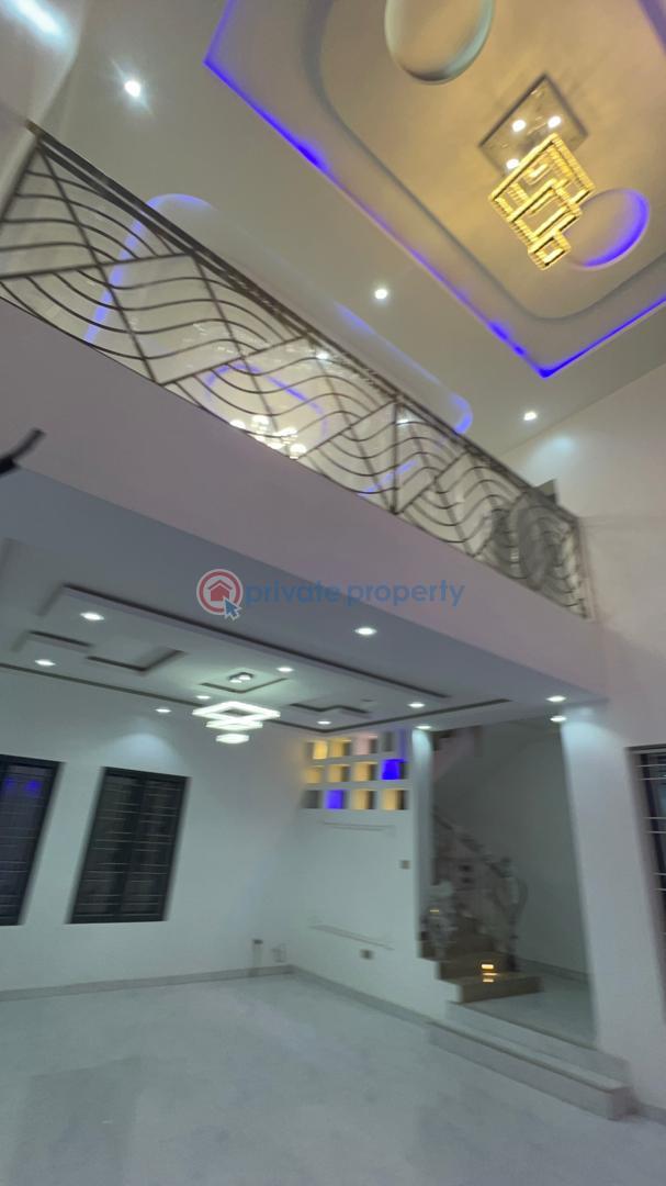 5 bedroom Detached Duplex For Sale Omole Phase 1 Ojodu Lagos - 1