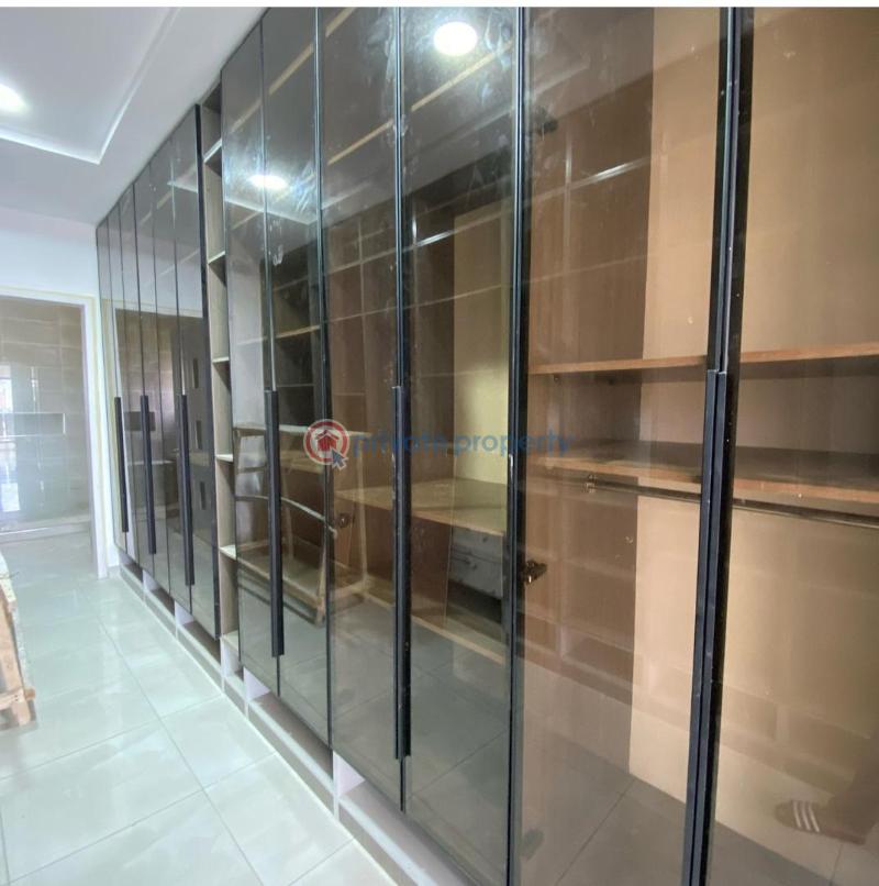 Tastefully finished 5 bedroom fully detached duplex - 4 5 bedroom Detached Duplex For Sale Lekki Phase 1 Lagos - 4