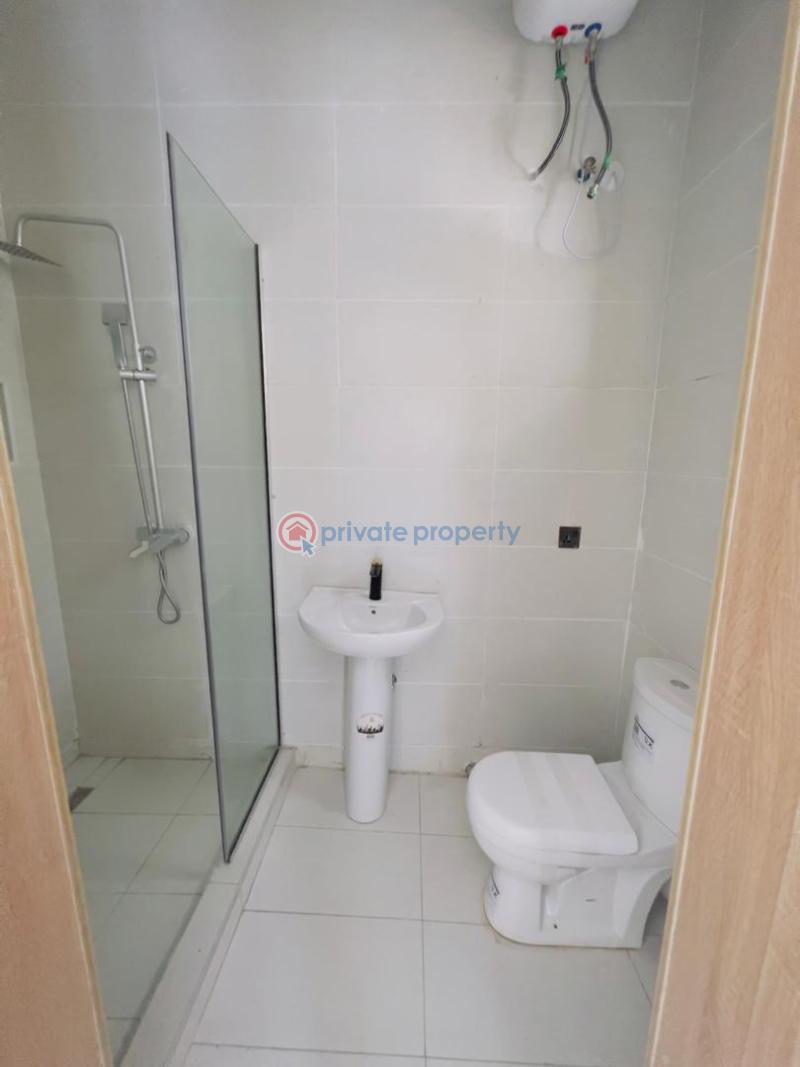 5 bedroom Detached Duplex For Sale Chevron Drive Lekki Lagos - 9