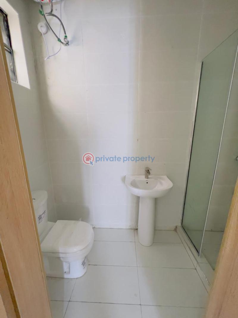 5 bedroom Detached Duplex For Sale Chevron Drive Lekki Lagos - 12