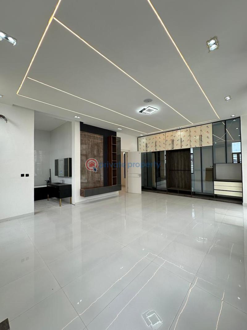 5 bedroom Detached Duplex For Sale Chevron Drive Lekki Lagos - 2