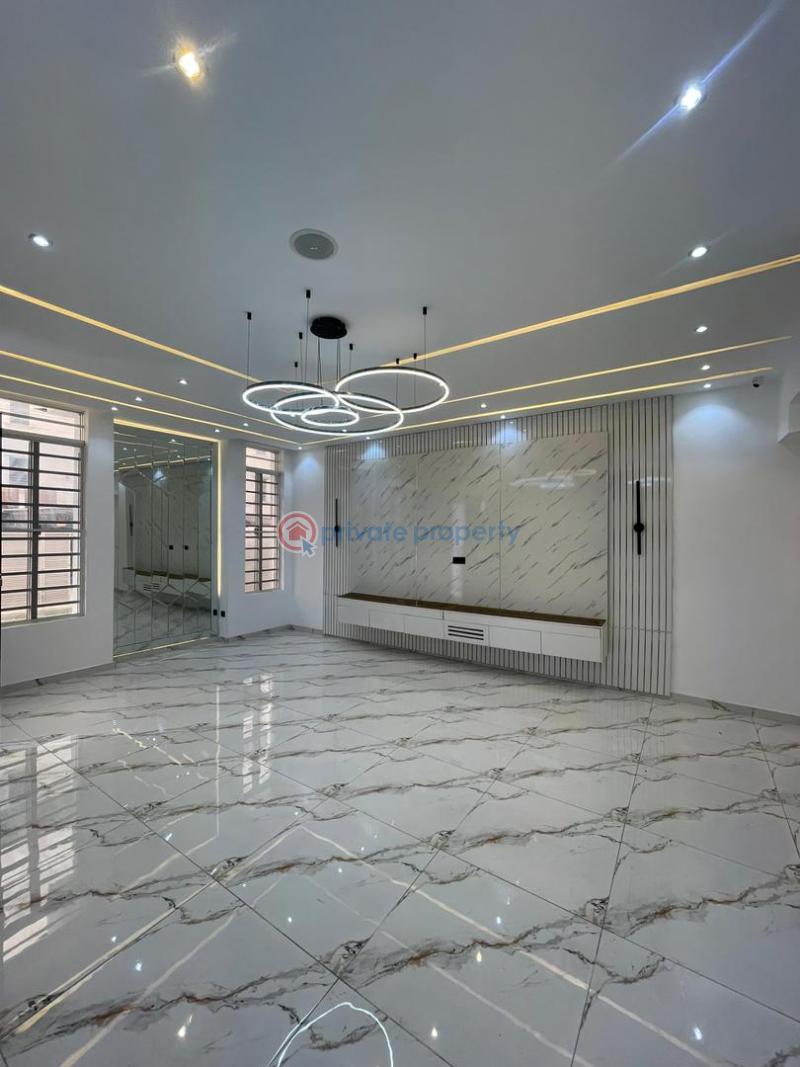 5 bedroom Detached Duplex For Sale Before Chevron Ologolo Lekki Lagos - 1