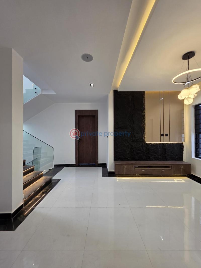 5 bedroom Detached Duplex For Sale Chevron Drive Lekki Lagos - 4