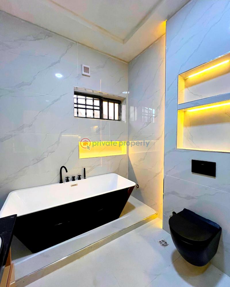 Tastefully finished 5 bedroom fully detached duplex with bq and penthouse. - 21 5 bedroom Detached Duplex For Sale Chevron Drive Lekki Lagos - 21