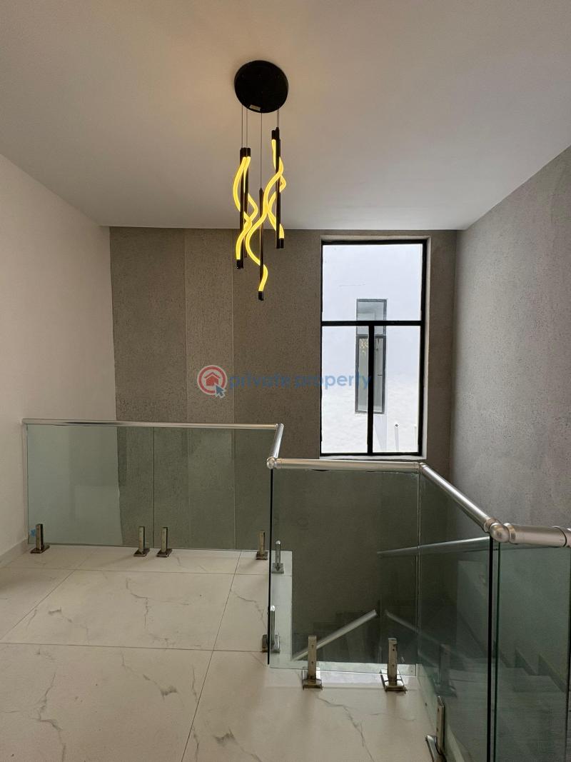 5 bedroom Detached Duplex For Sale Chevron Drive Lekki Lagos - 1