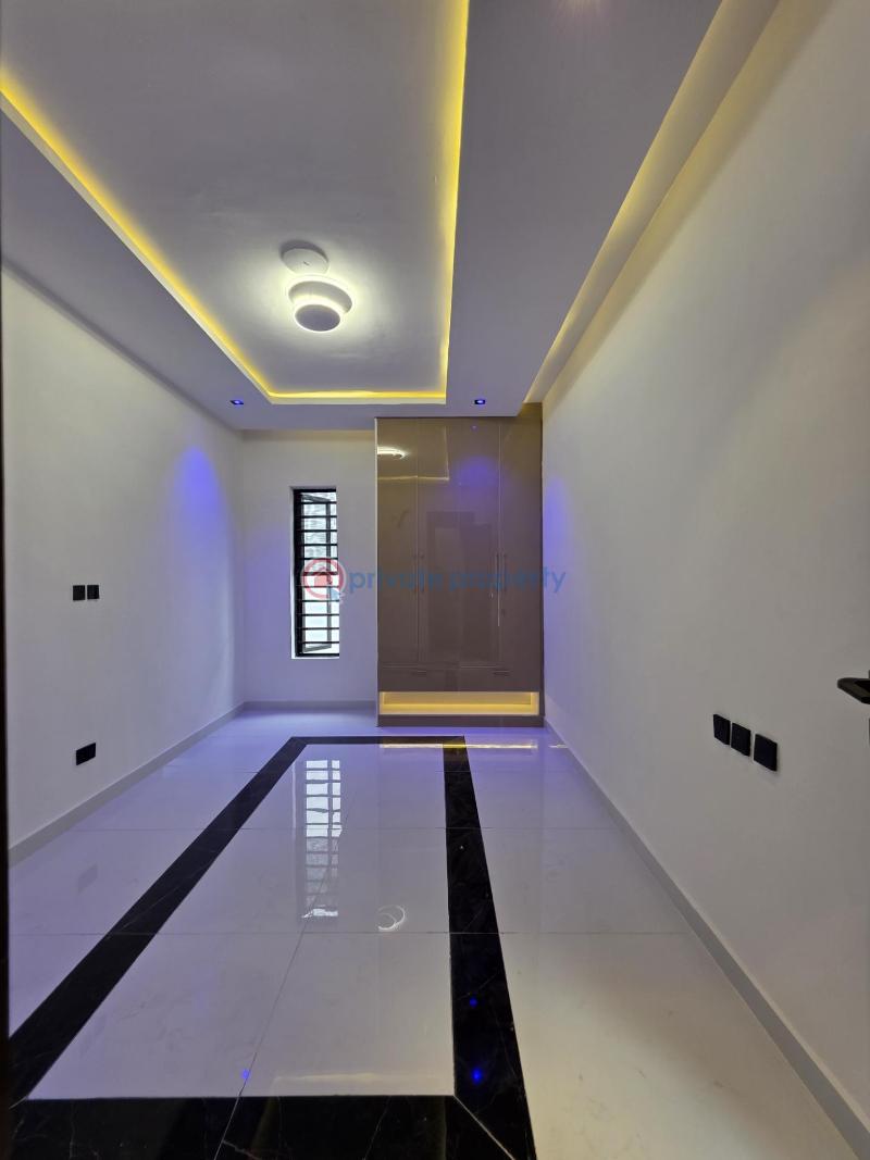 5 bedroom Detached Duplex For Sale Chevron Drive Lekki Lagos - 11