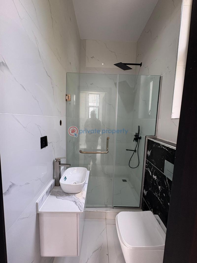 5 bedroom Detached Duplex For Sale Chevron Drive Lekki Lagos - 12