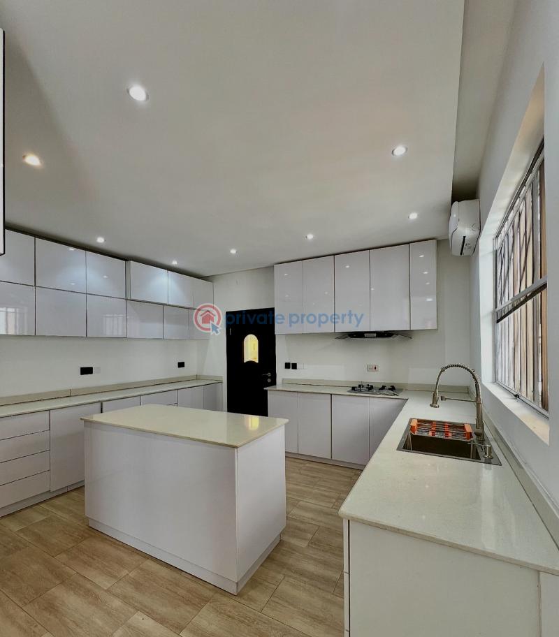 5 bedroom Detached Duplex For Sale Secure Estate At Chevron Lekki Along Lekki Expressway Lagos - 5