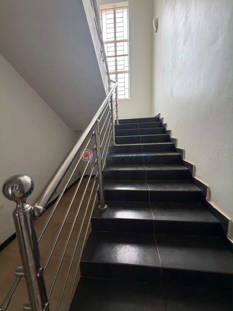 5 bedroom Semi detached Duplex For Rent Diplomatic Avenue Katampe Ext. Abuja Phase 2  - 7