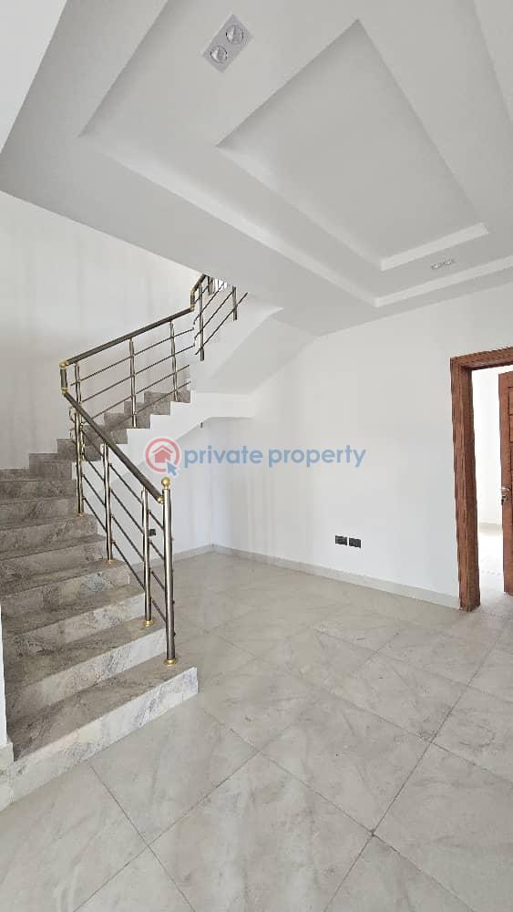 5 bedroom Semi detached Duplex For Sale Lekki Phase 1 Right Estate. Off T.f Kuboye Road Lekki Phase 1 Lagos - 2