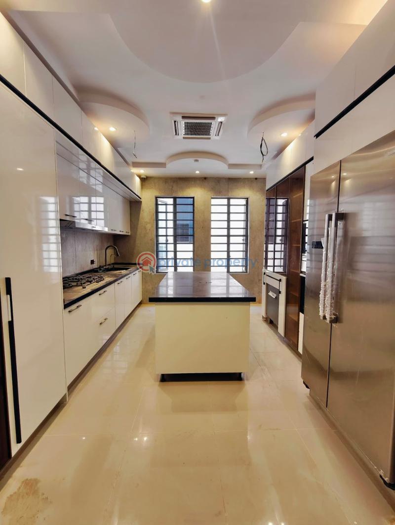 5 bedroom Semi detached Duplex For Sale Ikeja GRA Lagos - 2