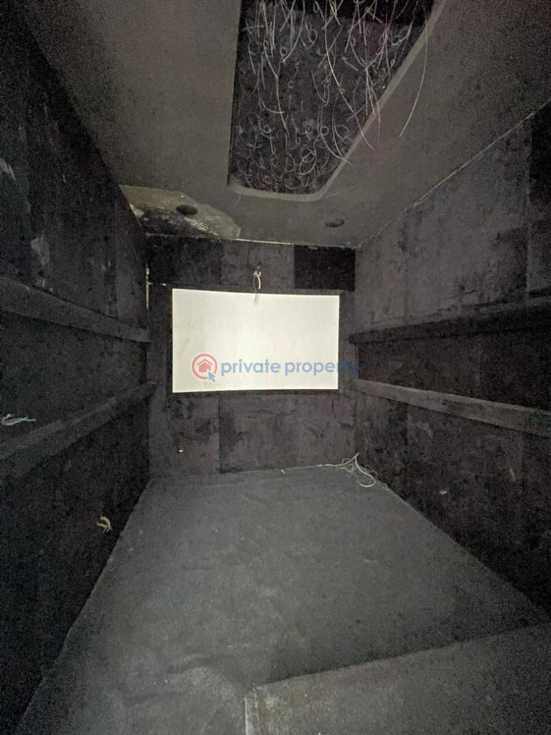 5 bedroom Semi detached Duplex For Sale Ikate Elegushi Lekki Lagos - 12