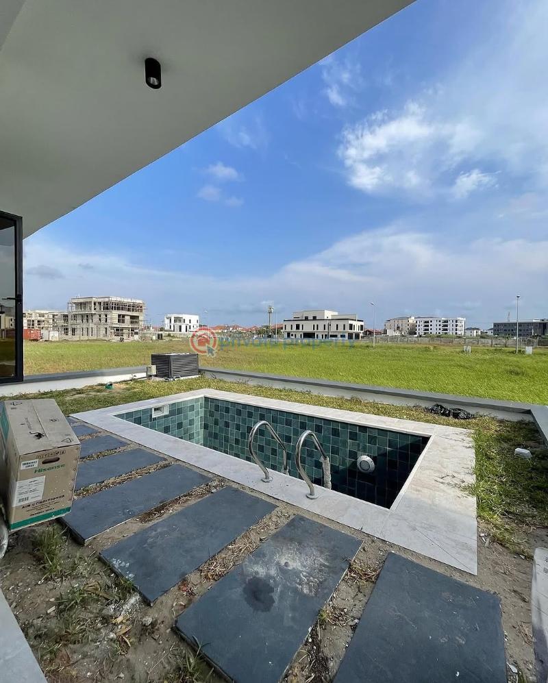 5 bedroom Semi detached Duplex For Sale Cowrie Creek Estate Ikate Elegushi Lekki Lagos - 9