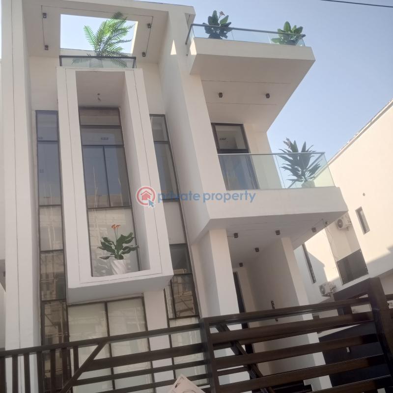 5 bedroom Duplex For Sale Chevron Drive Lekki Lagos - 0