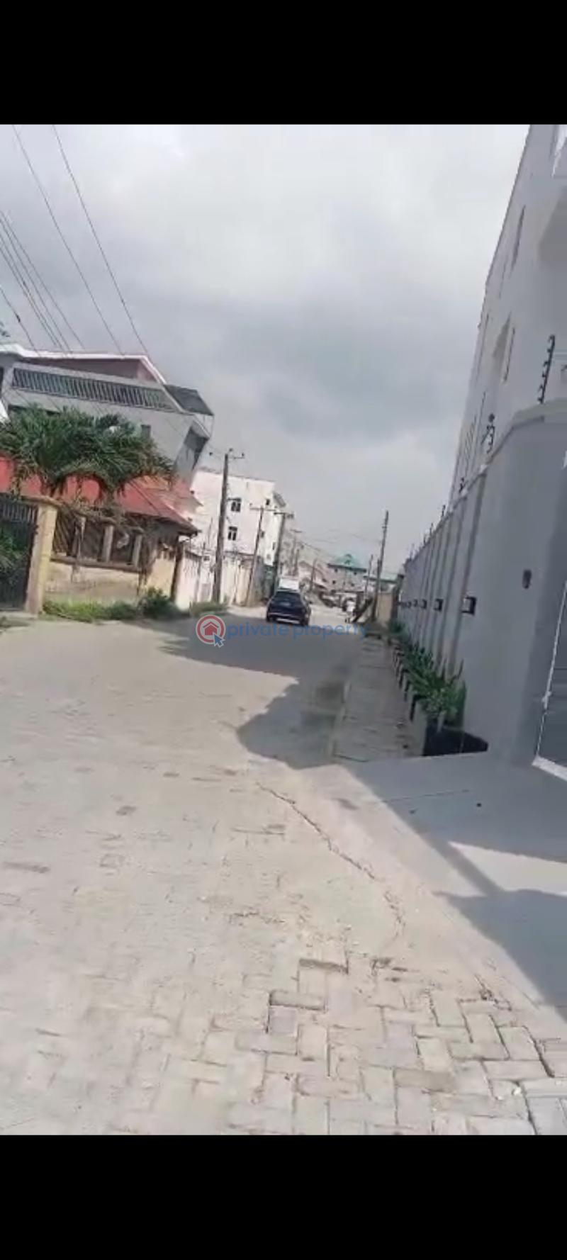 5 bedroom Maisonette For Sale Lekki Phase 1 Lagos - 5