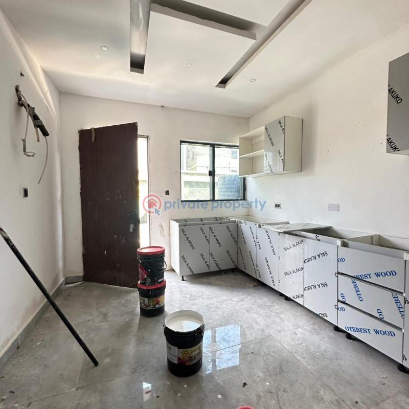 5 bedroom Detached Duplex For Sale Lekki Lagos - 1