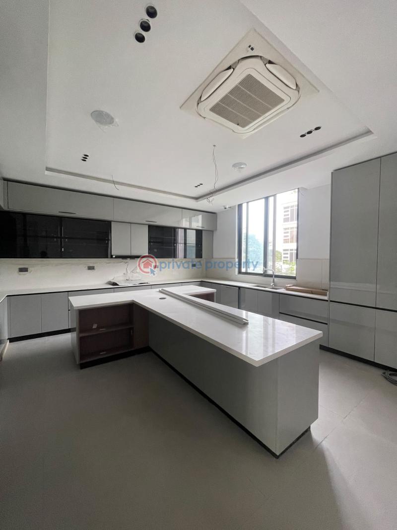 5 bedroom Detached Duplex For Sale Banana Island Ikoyi Lagos - 11
