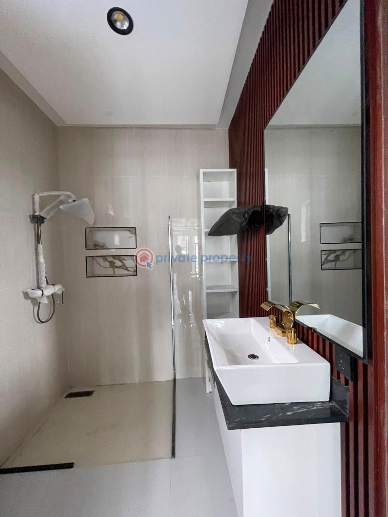 5 bedroom Detached Duplex For Sale Chevron Drive Lekki Lagos - 5