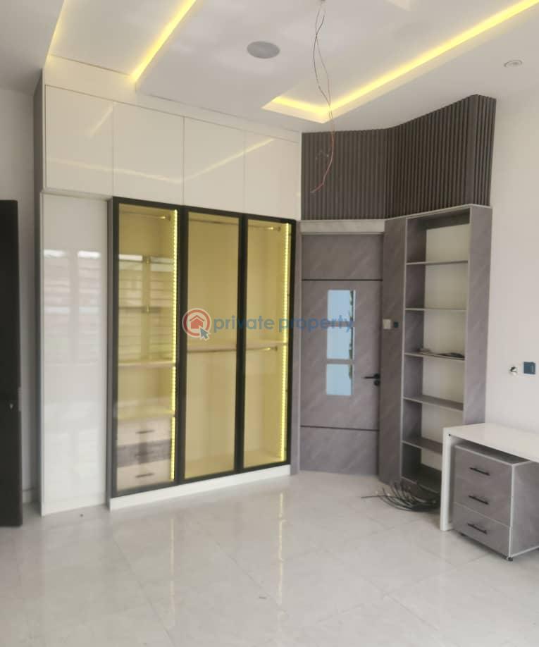 5 bedroom Detached Duplex For Sale Gbagada Lagos - 6