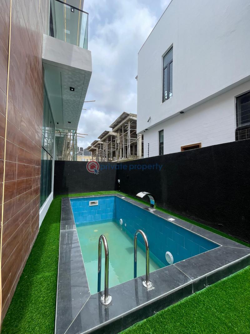 5 bedroom Detached Duplex For Sale Victoria Garden City Lekki Lagos - 2