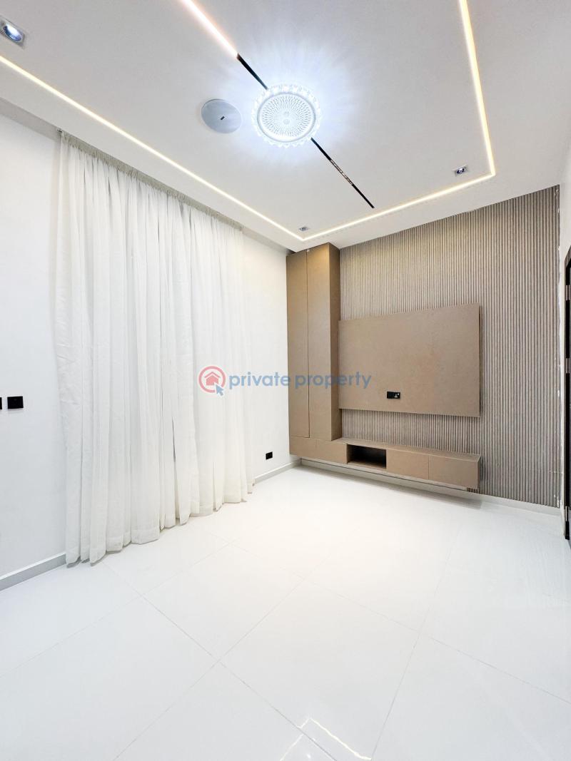 5 bedroom Detached Duplex For Sale Chevron Toll Gate Lekki Lekki Phase 2 Lagos - 11