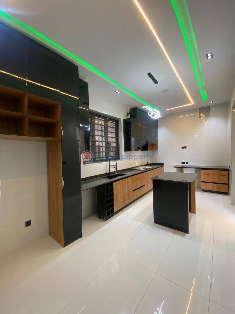 5 bedroom Detached Duplex For Sale Chevron Drive Lekki Lagos - 11