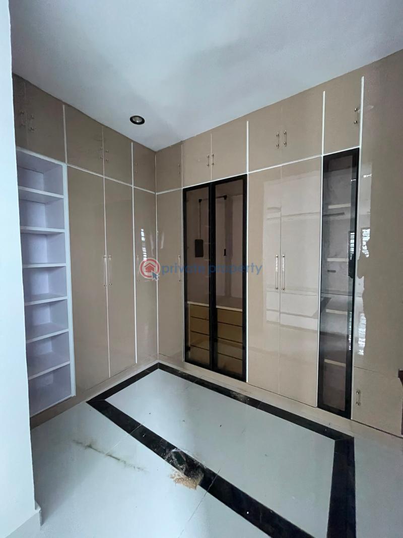 5 bedroom Detached Duplex For Sale Chevron Drive Lekki Lagos - 18